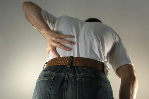 吊單槓治百病？特別是腰間盤突出？別瞎練了，看看醫生怎麼說