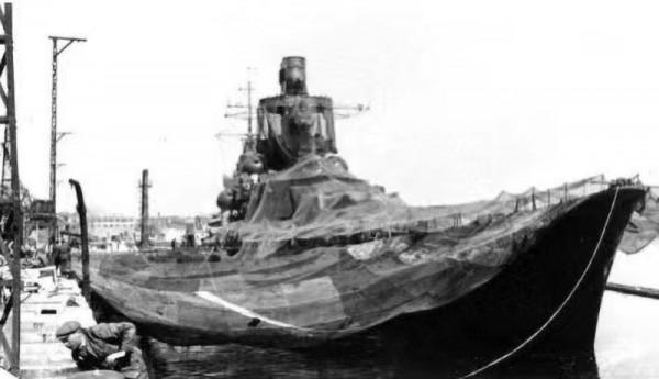 驚險!270架戰機護航,只為掩護3艘巡洋艦,最後逃出生天了嗎? 驚險!270架戰機護航,只為掩護3艘巡洋艦,最後逃出生天了嗎?