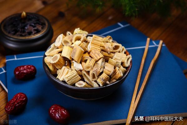 失眠因心火旺，一則治失眠的小方，一補一降，治頑固失眠