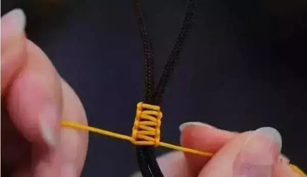 手串常用的繩結樣式與技法 手串常用的繩結樣式與技法