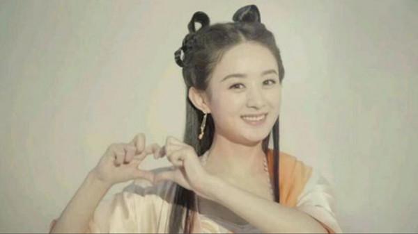 5位“嫦娥仙子”扮演者，趙麗穎一身粉色太萌，姚笛卻是個黑歷史