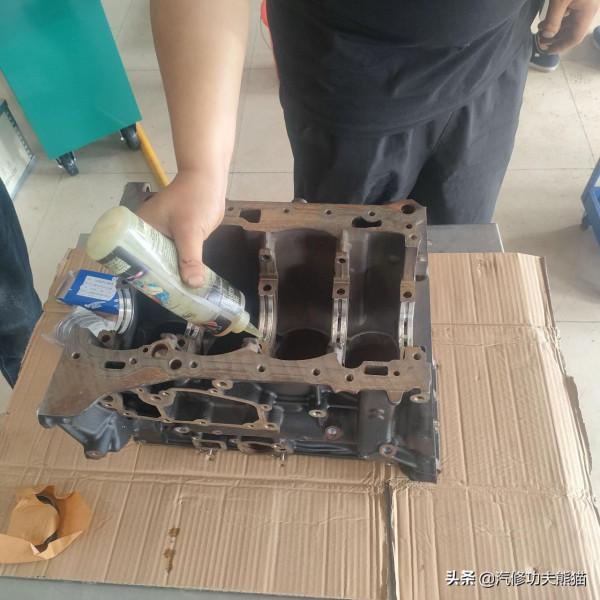 你們的奧迪燒機油是怎麼修的，我覺得這臺奧迪Q5燒機油的修法才對