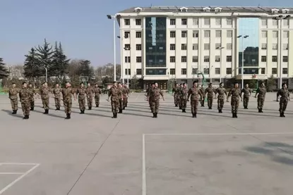 炊事員的“十二時辰”,每件事都卡“點”走 炊事員的“十二時辰”,每件事都卡“點”走