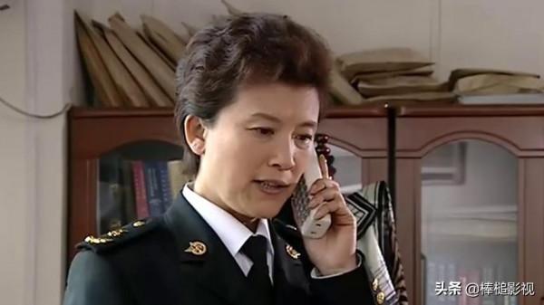 偶像派的就不要演軍人了,讓這12位女演員告訴你,什麼叫軍人氣質 偶像派的就不要演軍人了,讓這12位女演員告訴你,什麼叫軍人氣質