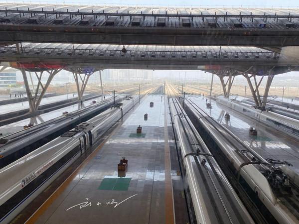 現在大家出去旅遊，為什麼都越來越喜歡坐高鐵，卻不喜歡坐飛機？