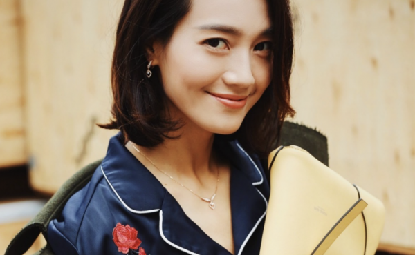 朱丹嫁給週一圍：婚後有愛也有淚，4年生2娃，在卑微中幸福