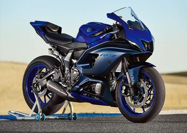 重回18歲，試駕雅馬哈YZF-R7