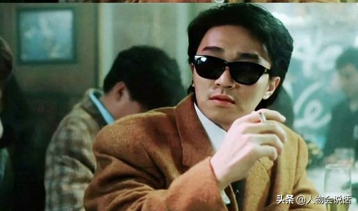 58歲周星馳滿頭白髮落淚：被誤解30年，卻無人懂我的心酸