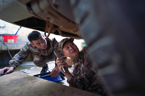 一心為戰,12年“老司機”行駛軍車20餘萬公里 一心為戰,12年“老司機”行駛軍車20餘萬公里