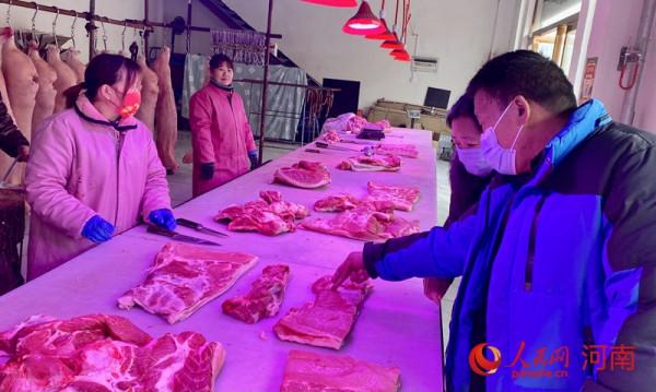 新春走基層｜&OpenCurlyDoubleQuote;生意不錯，一天營業額能達到120萬&rdquo;