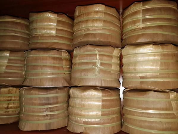 筱億彎弓高杆古樹茶：香甜度極高，滋味飽滿厚實