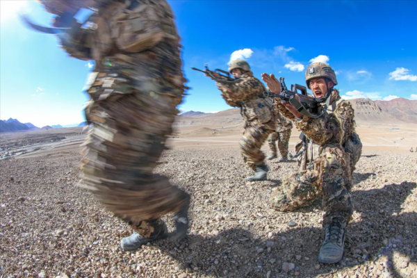 險象環生!喀喇崑崙腹地硝煙瀰漫 險象環生!喀喇崑崙腹地硝煙瀰漫