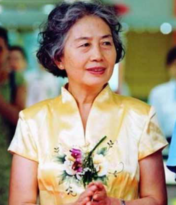 毛主席秘書張玉鳳：服務員出身，敢“頂撞”毛主席，後來怎樣了？