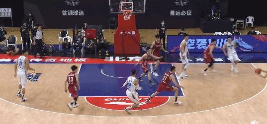 李慕豪27+12劉曉宇16+12 三分球33中5浙江不敵北京7連勝遭終結 李慕豪27+12劉曉宇16+12 三分球33中5浙江不敵北京7連勝遭終結