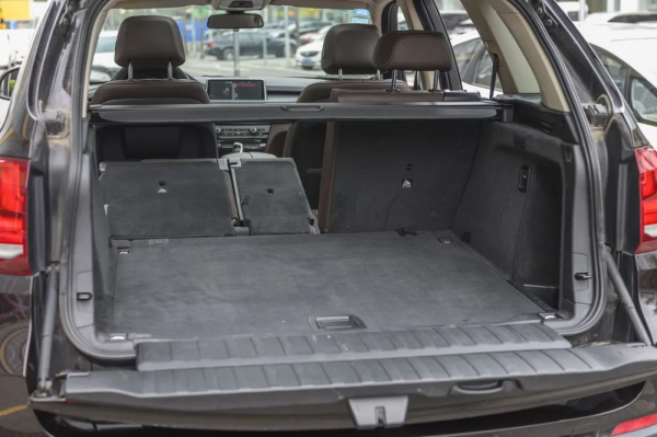 二手寶馬X5：動力好、成色新，X3價格的升級之選