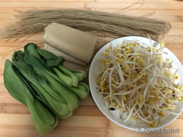 冬天就饞這菜，4種食材煮一鍋，麻辣鮮香，香辣開胃，太過癮了