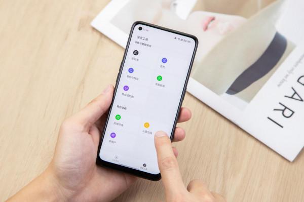 擔心熊孩子沉迷遊戲？智慧手機的兒童空間成管教利器，家長用起來
