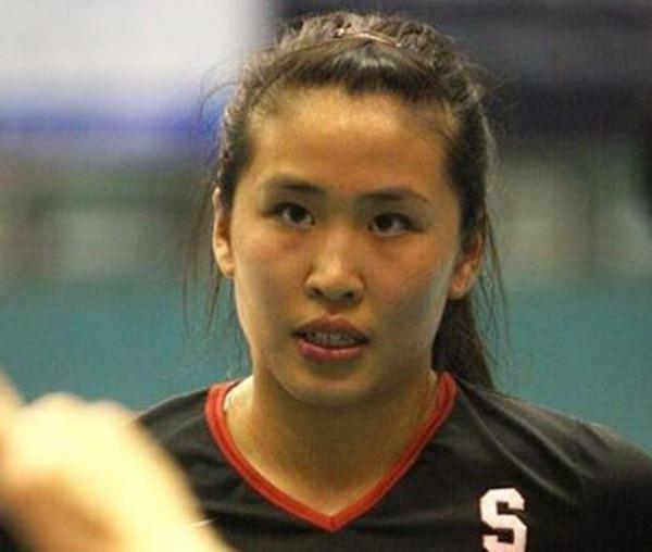 郎平女兒曬與弟弟合照，父親白帆為照顧她15年不娶，60歲2婚生子