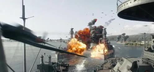 美軍在海戰中第一次，也是唯一一次自殺式衝鋒，日軍艦被當場炸飛