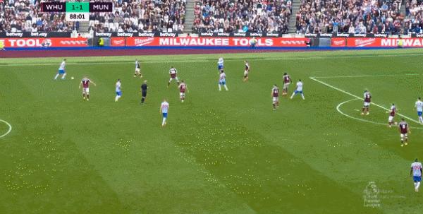 索帥臨場連改3次戰術,全隊耐心終獲回報,紅魔們我們贏球一起狂 索帥臨場連改3次戰術,全隊耐心終獲回報,紅魔們我們贏球一起狂