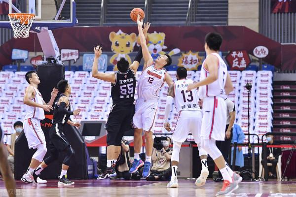 所有人好好珍惜吧，中超的管理比CBA還要好一些