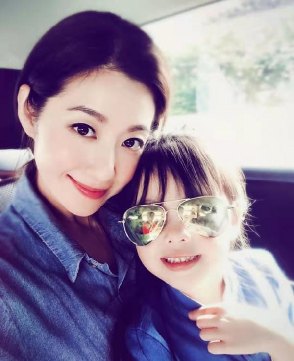 擔心!被曝情緒崩潰尋求醫療協助,TVB女星陳自瑤疑似因婚姻壓力 擔心!被曝情緒崩潰尋求醫療協助,TVB女星陳自瑤疑似因婚姻壓力