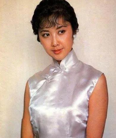 朱琳：八十年代中國觀眾心目中最美的夢中情人