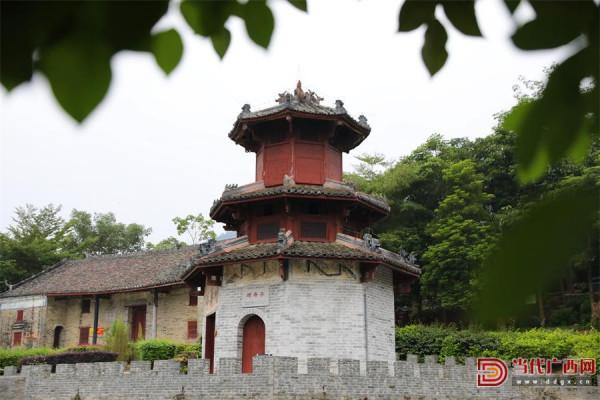 一門三總督 榮光照故里