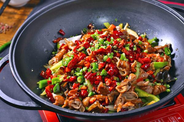 天冷了,推薦8道特色乾鍋菜,有葷有素,款款都好吃,附配方醬汁 天冷了,推薦8道特色乾鍋菜,有葷有素,款款都好吃,附配方醬汁