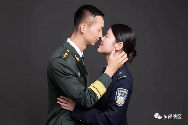 太幸福！女警官5年追愛男軍官