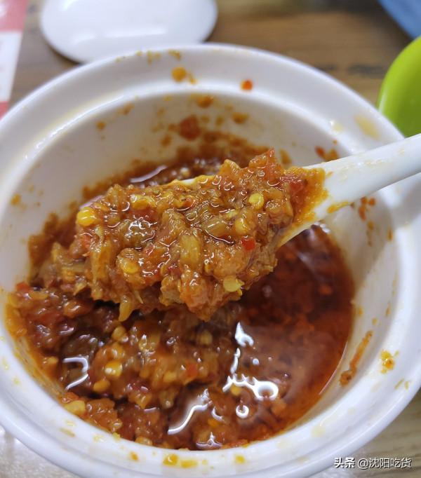 晚上的八卦街才是最有煙火氣的，路邊小店3天吃了2次