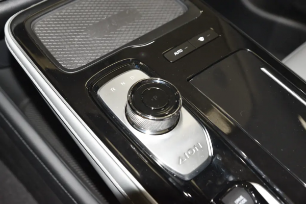 國產純電動汽車:AION S,續航可達602公里,13.96萬起售 國產純電動汽車:AION S,續航可達602公里,13.96萬起售