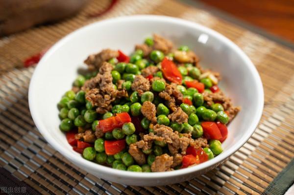 入秋後，女人想要面板白，記得吃6種食物，價格不高，營養豐富