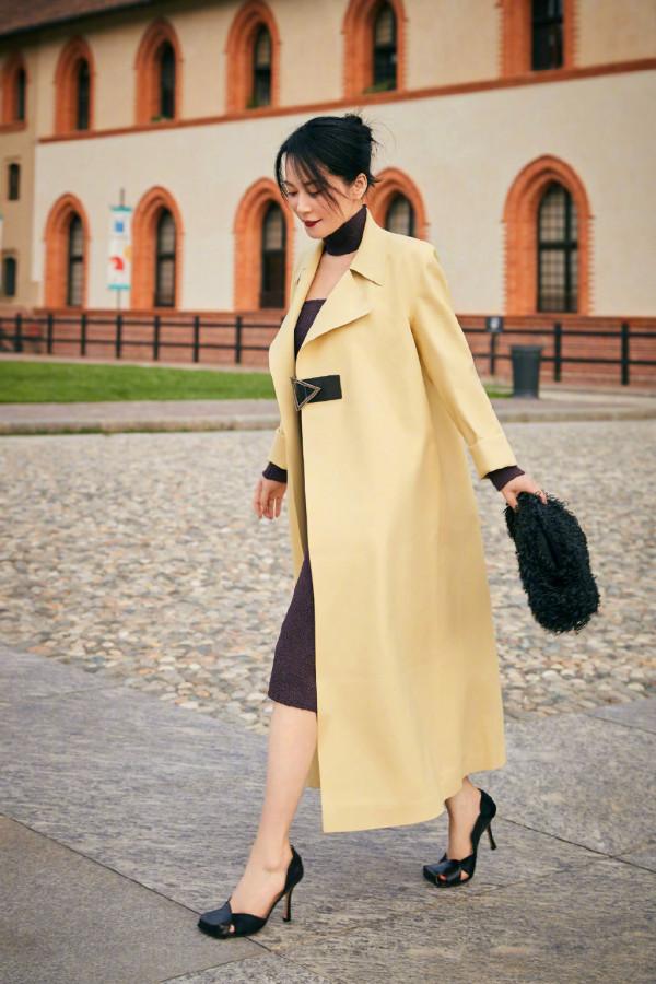 50歲的俞飛鴻，越來越有女人味