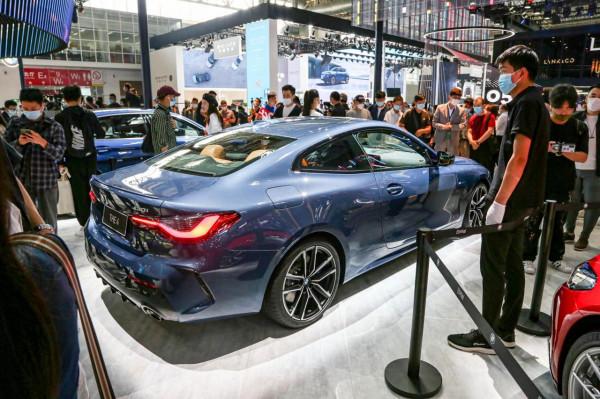 36.38萬元起 2022款寶馬4繫上市 配置微調