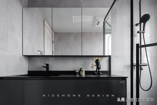 溫柔粉色&plus;輕奢格調，這個家竟有該死的魅力