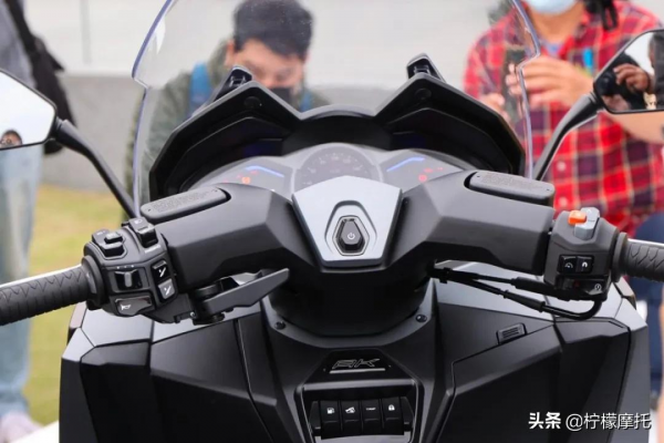 還是88800?新款AK550將國內上市 還是88800?新款AK550將國內上市