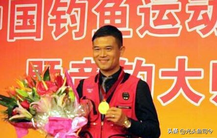 &OpenCurlyDoubleQuote;中國競技王&rdquo;劉志強2013年成名之戰，鄧剛說：膽子大！為什麼？