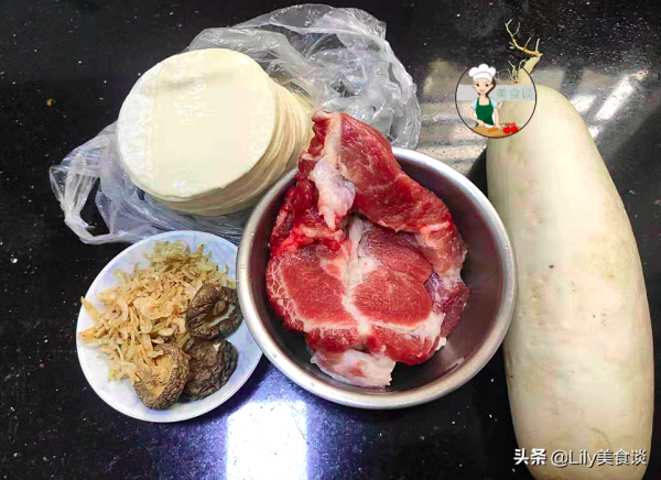 冬天吃餃子，用它做餃子餡，比韭菜白菜鮮，現在吃正當季，真香呀