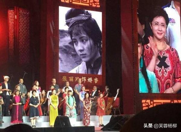 她太美，氣質勝過陳曉旭，容貌堪比張蕾，這些照片是最好的證明