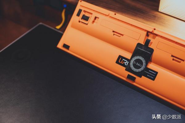 來分享 5 位作者好看又高效的桌面佈置