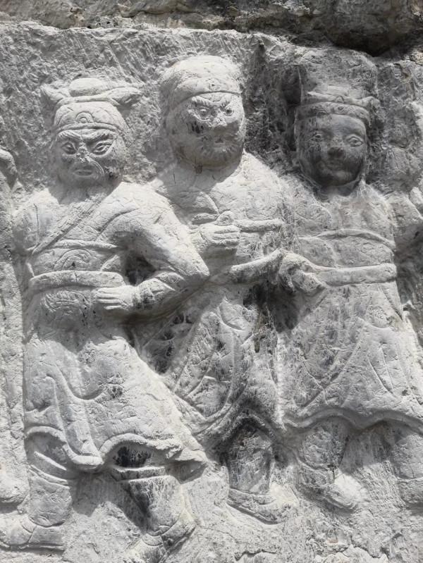 知道嗎？陝西唯一的青石殿，藏在荒野中的寶藏，竟然還不要門票