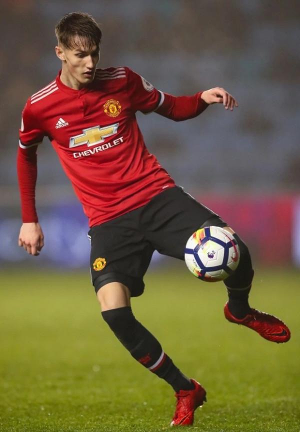 英國梅西的墜落之路！從曼聯天才到第7級別聯賽，曾戲耍德里赫特