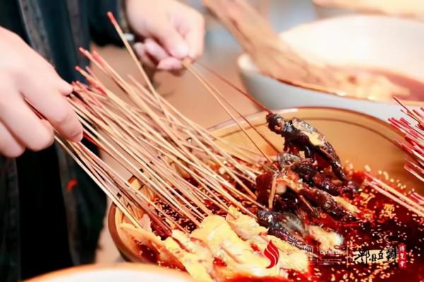 一勺豆瓣醬,看見一座城 一勺豆瓣醬,看見一座城