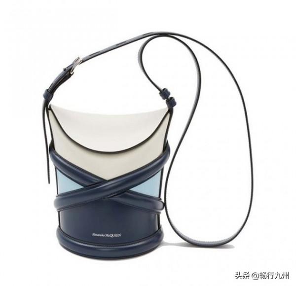 盤點12款超級實用的“水桶袋”