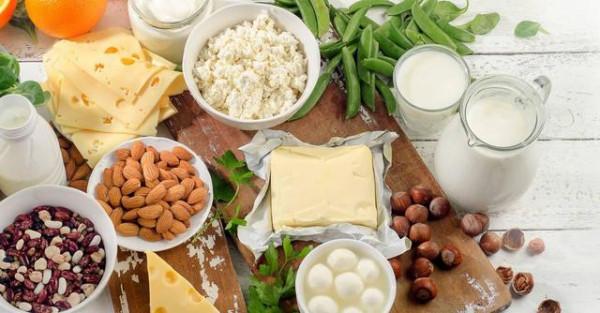 睡眠差、經常失眠的人，醫生建議：常這5類食物或能幫你緩解