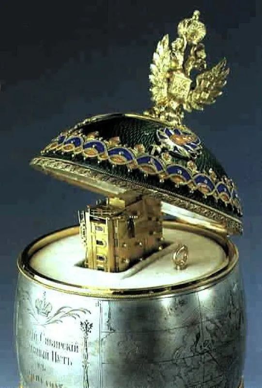 8000塊轉眼變2000萬英鎊，難怪大家要追尋“彩蛋”一百年