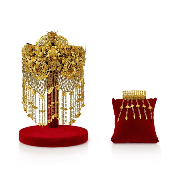 張國榮的黃皮衣，被人 62 萬買走了