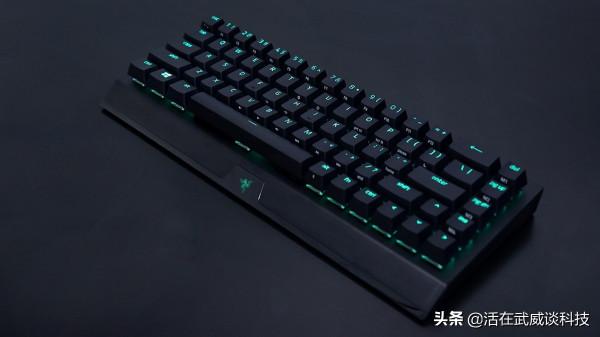 雷蛇黑寡婦V3mini無線版測評 雷蛇黑寡婦V3mini無線版測評