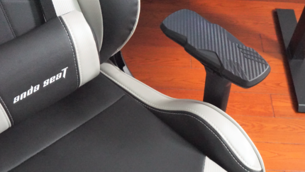 打造高質量的辦公環境？ikbc綠扎古鍵盤和安德斯特座體驗分享